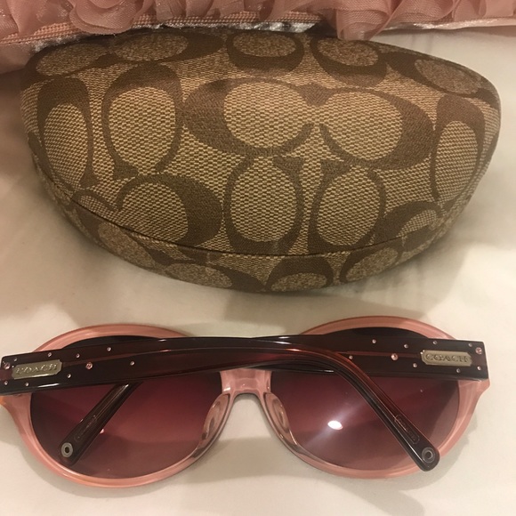 Coach Sunglasses - Picture 3 of 4